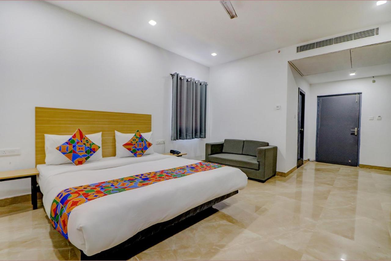 Fabhotel Premium Kashi Варанаси Екстериор снимка