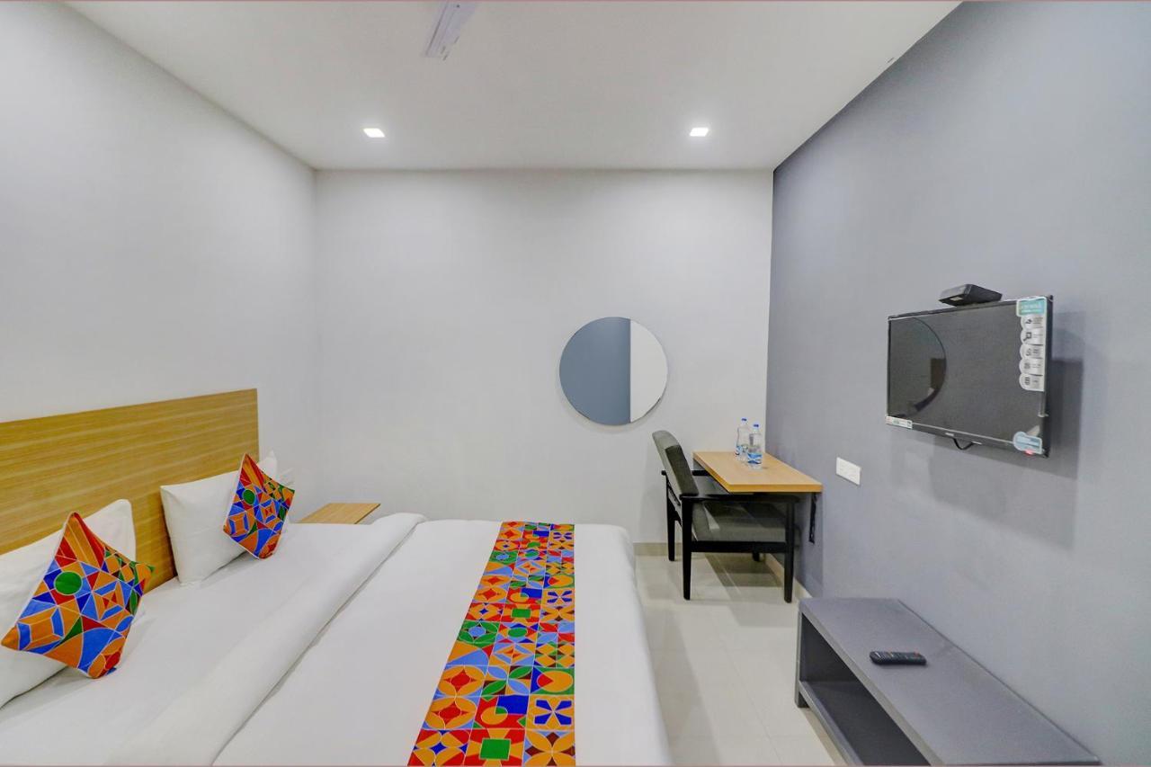 Fabhotel Premium Kashi Варанаси Екстериор снимка